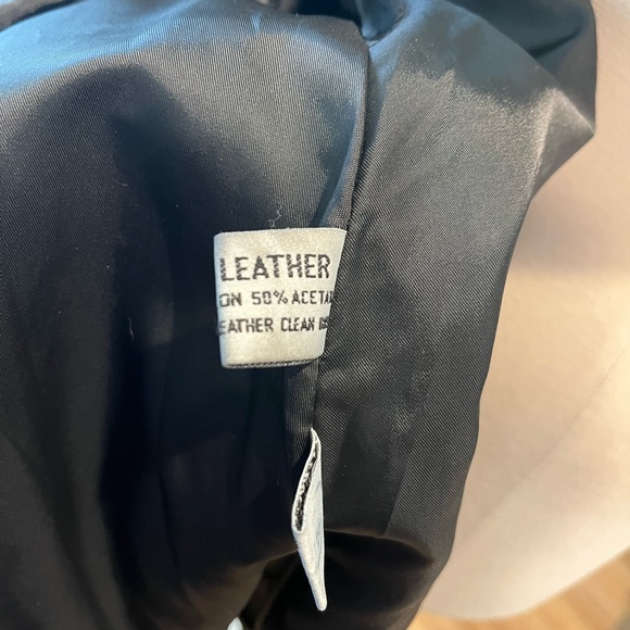 Vintage leather coat - Picture 8 of 8